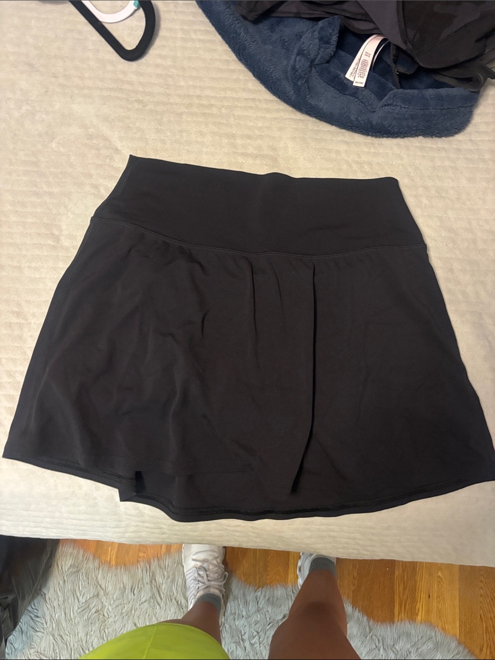 Women’s Black lululemon skirt